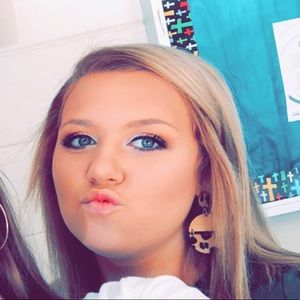 Meet your Posher, Kendall